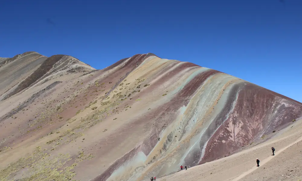 Rainbow Mountain – Vinicunca Slide 3